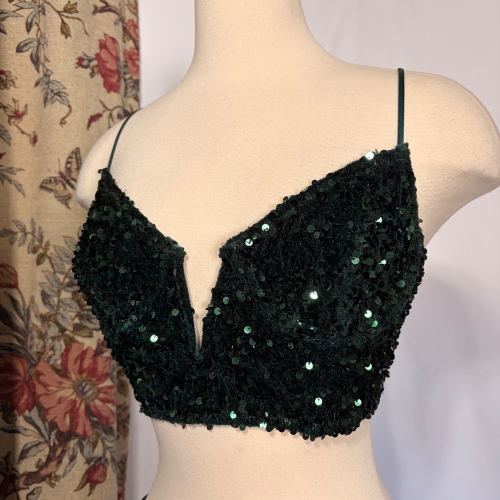 Anthropologie Forest Green Soft Sequin V-Neck Crop Top Cami Dark Emerald Green